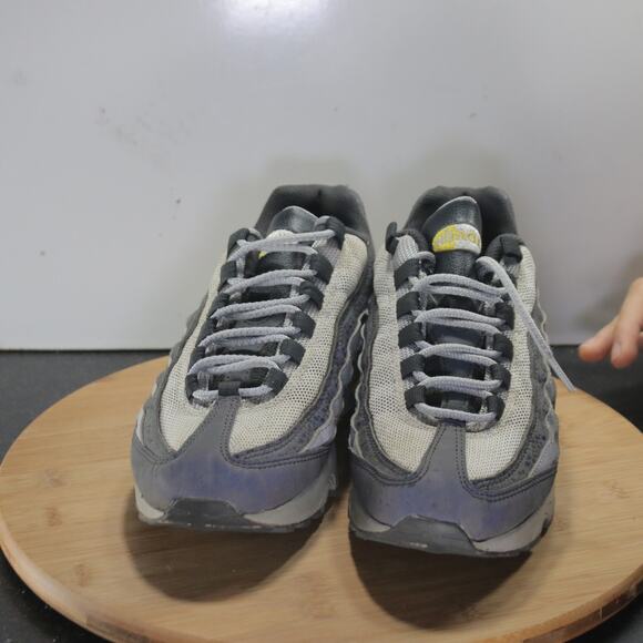 Nike Air Max 95 Sz 7youth=8.5 Womens 008506 White Gray Running Athletic Sneakers - Picture 3 of 8